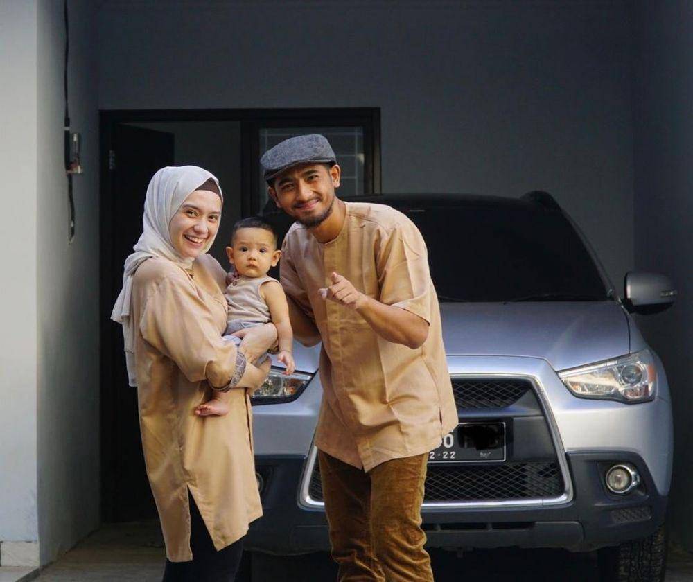 Instagram.com/putriannesaloka