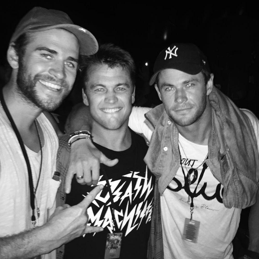 instagram.com/liamhemsworth