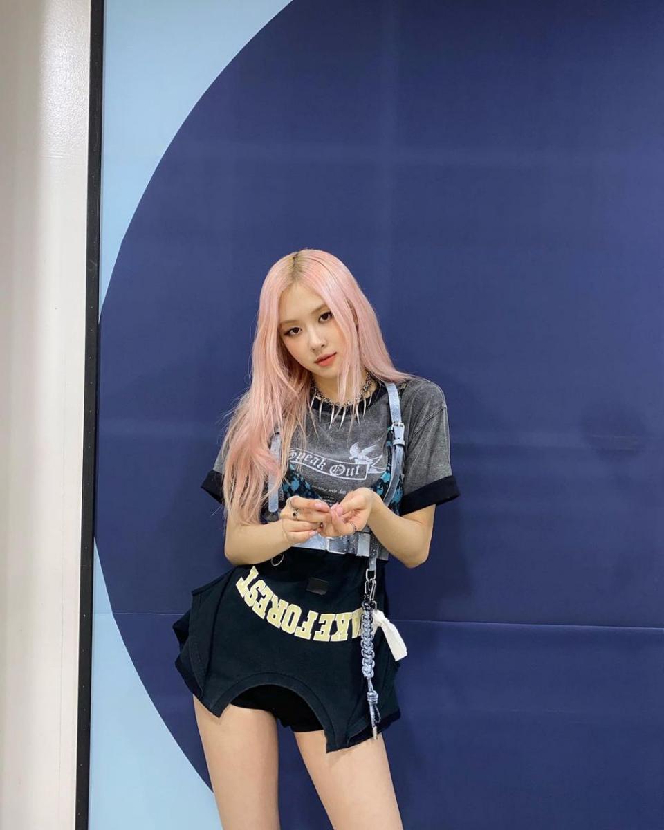 Rose BLACKPINK (Instagram.com/roses_are_rosie)