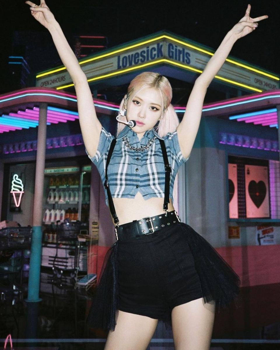 Rose BLACKPINK (Instagram.com/roses_are_rosie)