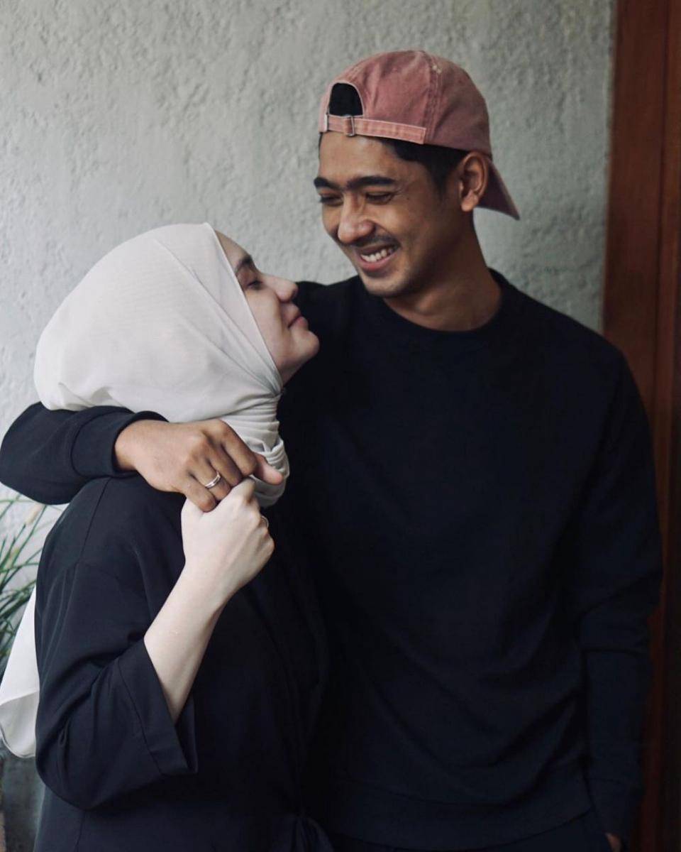 Instagram.com/putriannesaloka