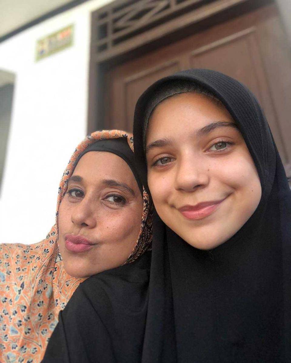 instagram.com/ayukhadijahazhari