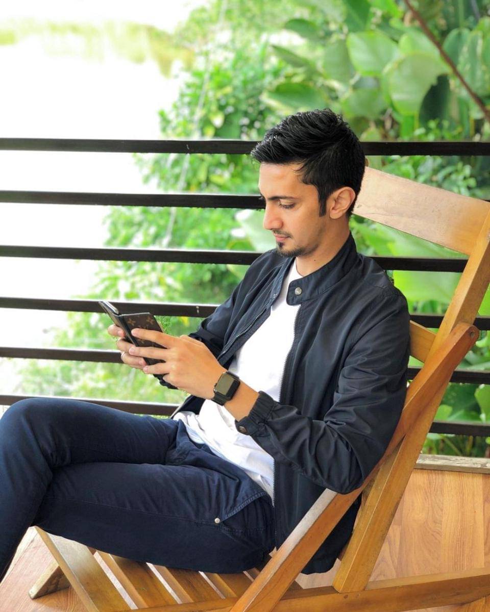 instagram.com/razibawazier