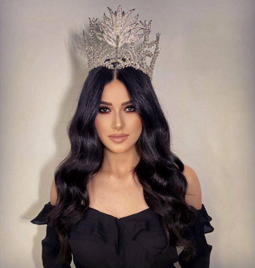 Instagram.com/ayaabdelrazik_