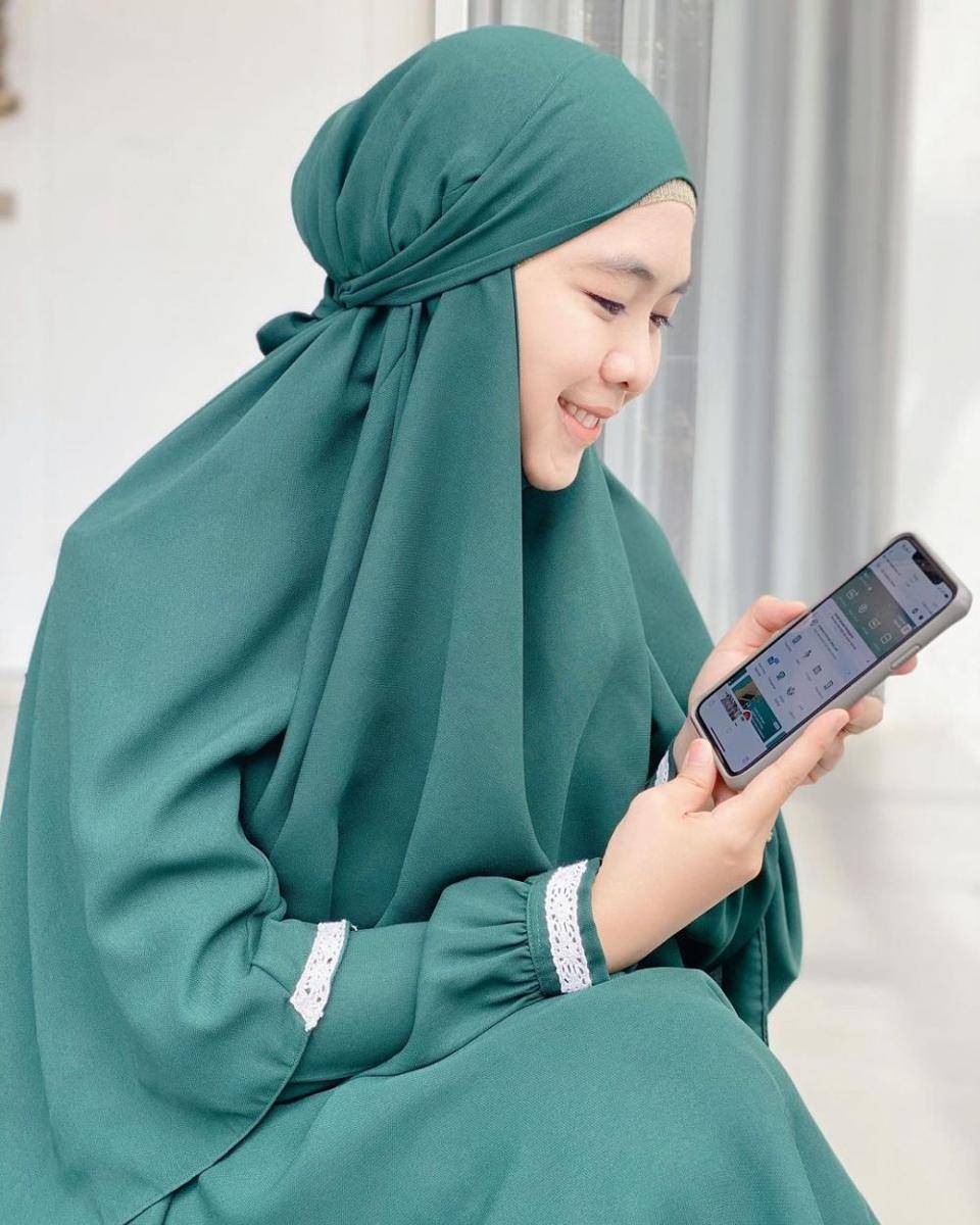 instagram.com/okisetianadewi