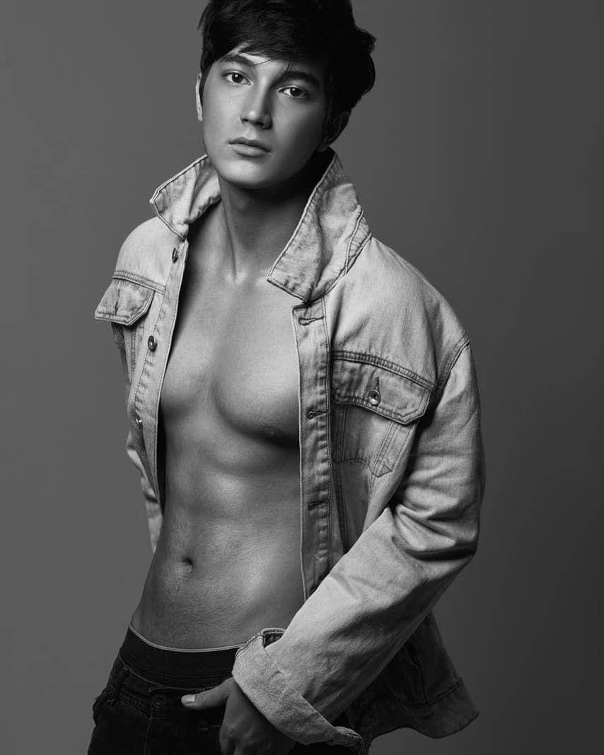 Instagram.com/juniorrobertss