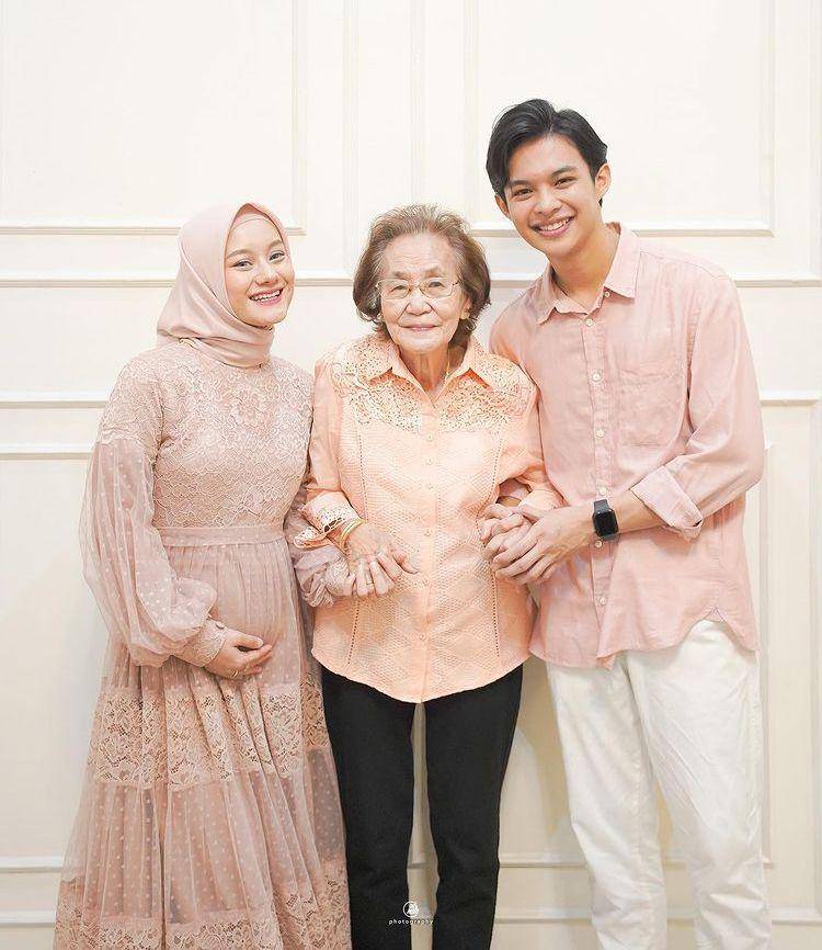 Instagram.com/rey_mbayang/