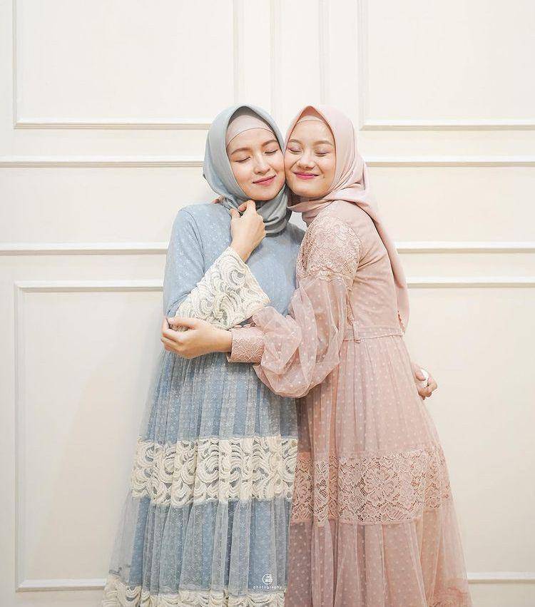 Instagram.com/dindahw/