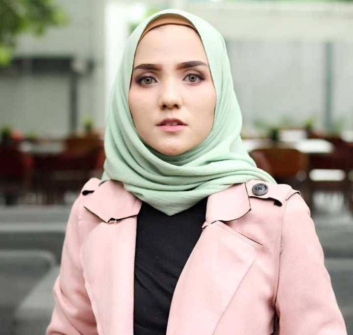 Instagram.com/zulfyarliana