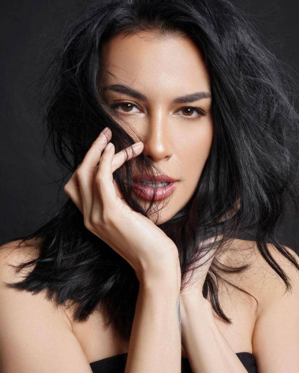 instagram.com/sophia_latjuba88