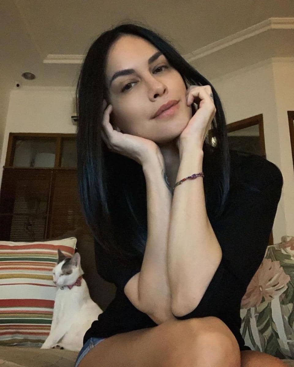 instagram.com/sophia_latjuba88