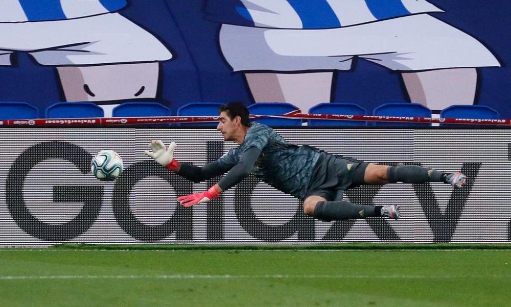 twitter.com/thibautcourtois