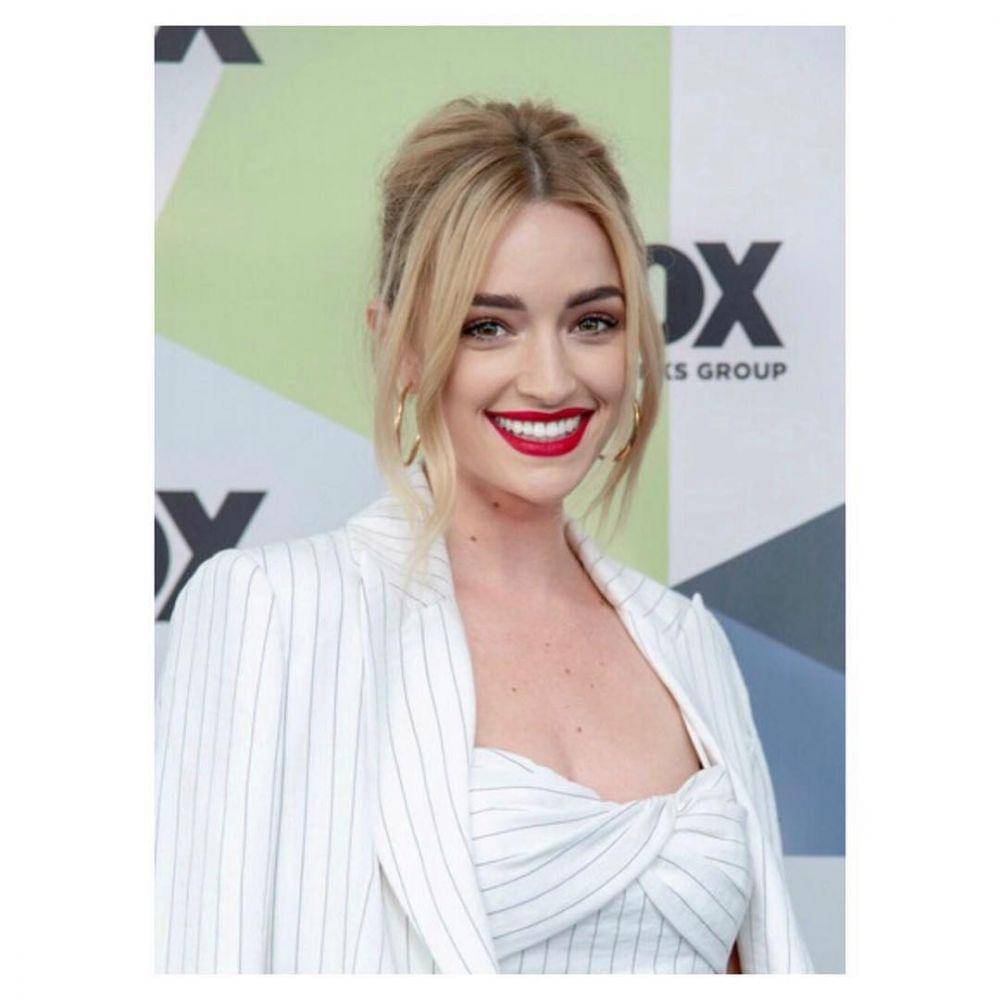 instagram.com/briannehowey