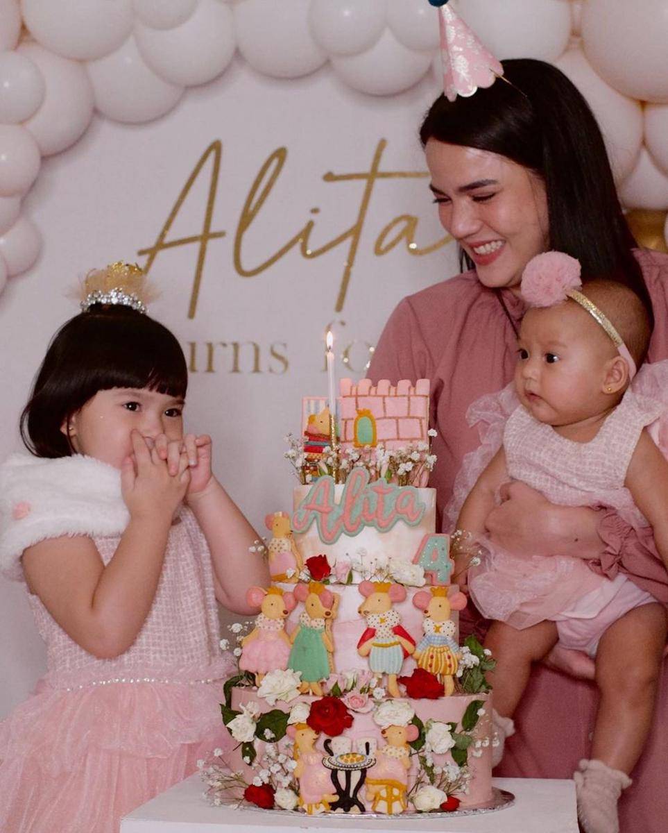 Instagram.com/alicenorin/
