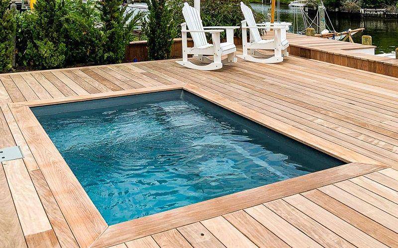 leisurepoolscanada.ca