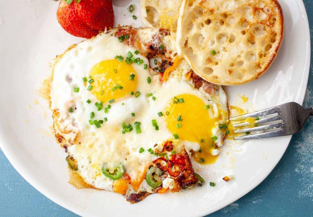 Makan Telur Setengah Matang, Apakah Sehat? Ini Penjelasannya!