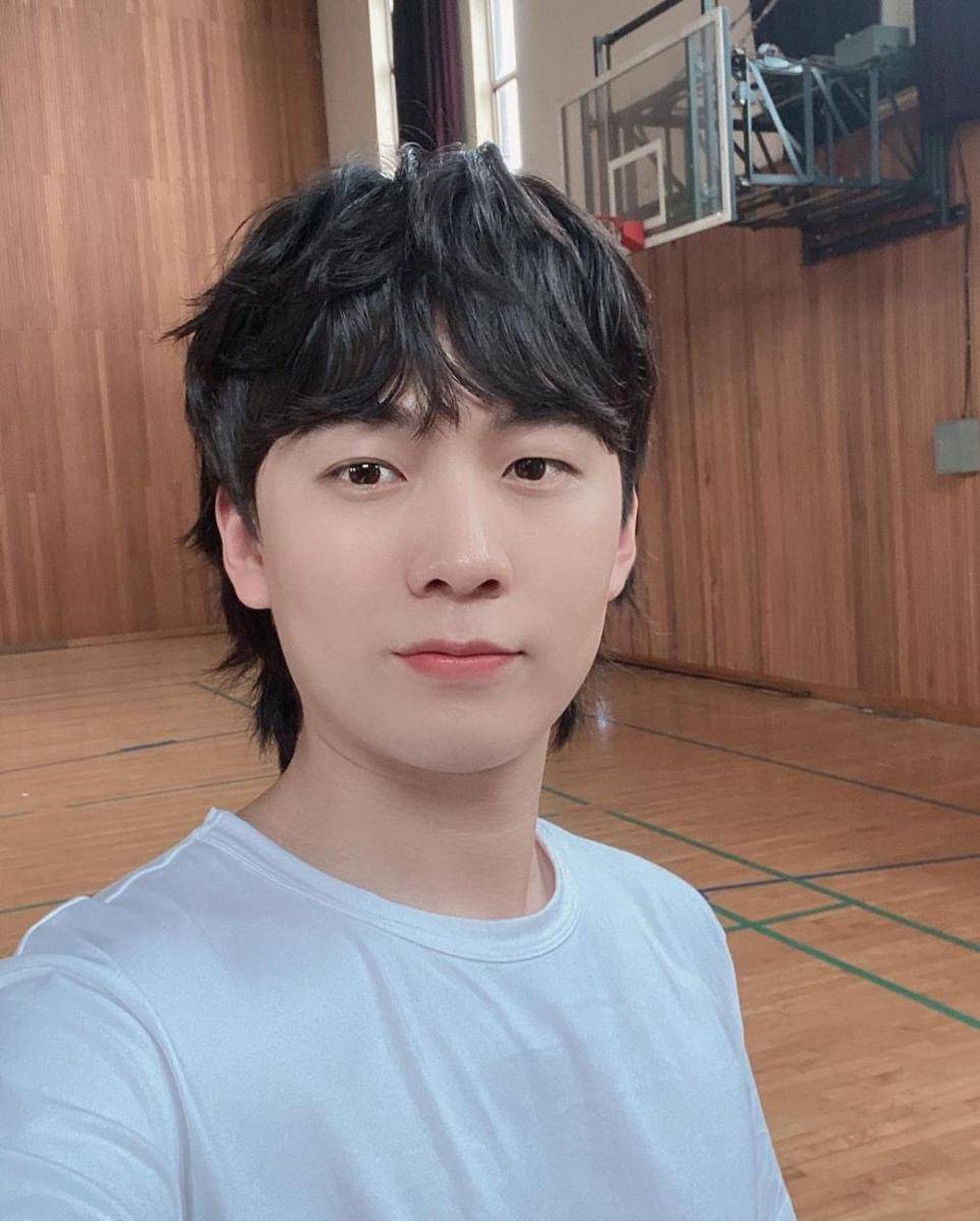 Kim Dong Kyu (Instagram.com/kdk6332)