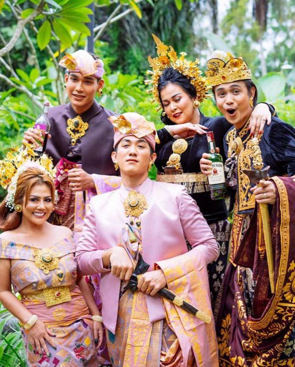 Instagram.com/ajunperwira