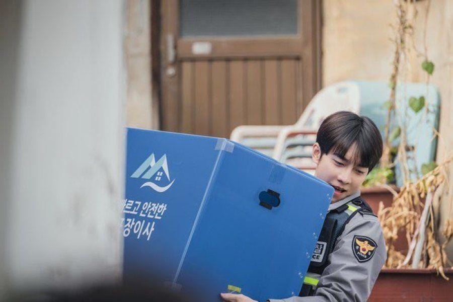 10 Potret Lee Seung Gi, Jadi Polisi Ramah  di KDrama Mouse