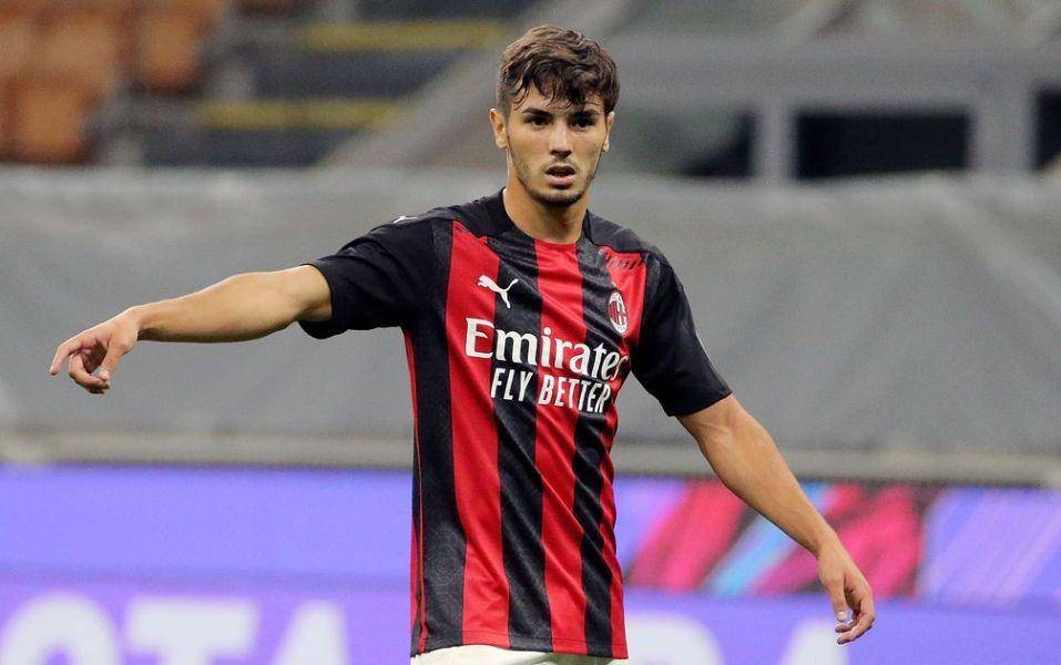 acmilaninfo.com