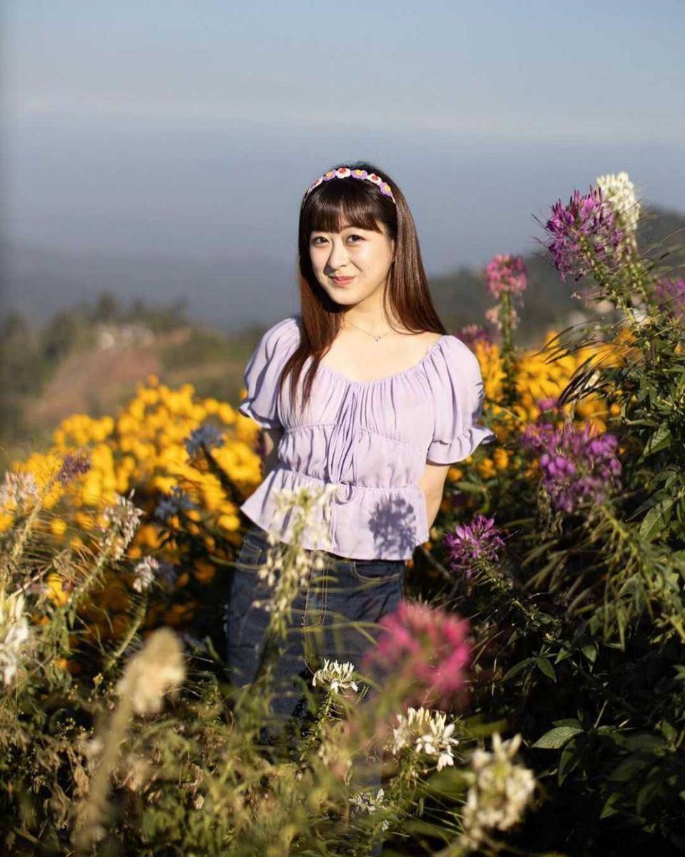 instagram.com/rina.cgm48official