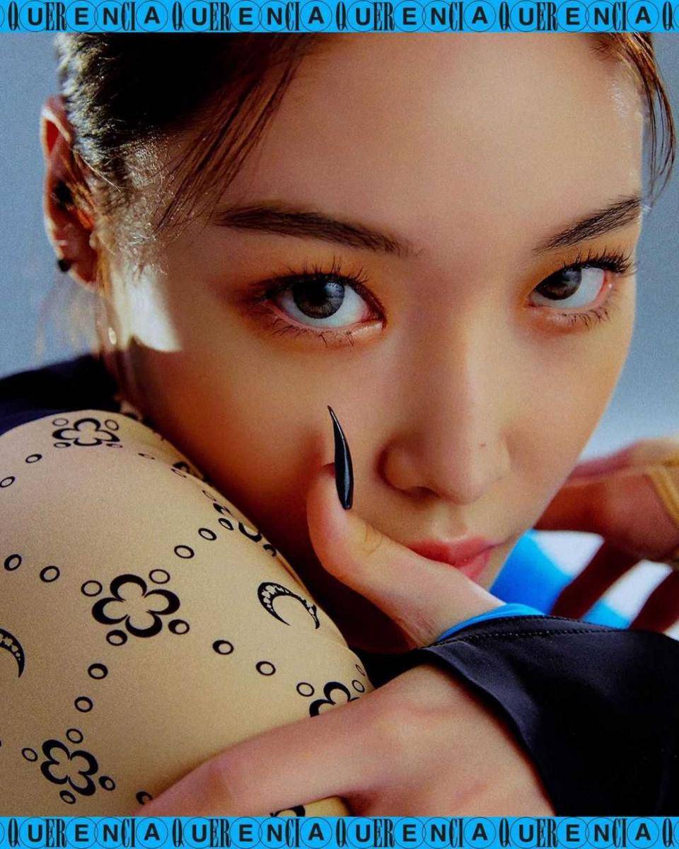 Instagram.com/chungha_official