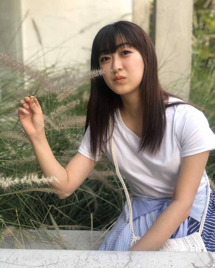 instagram.com/rina.cgm48official