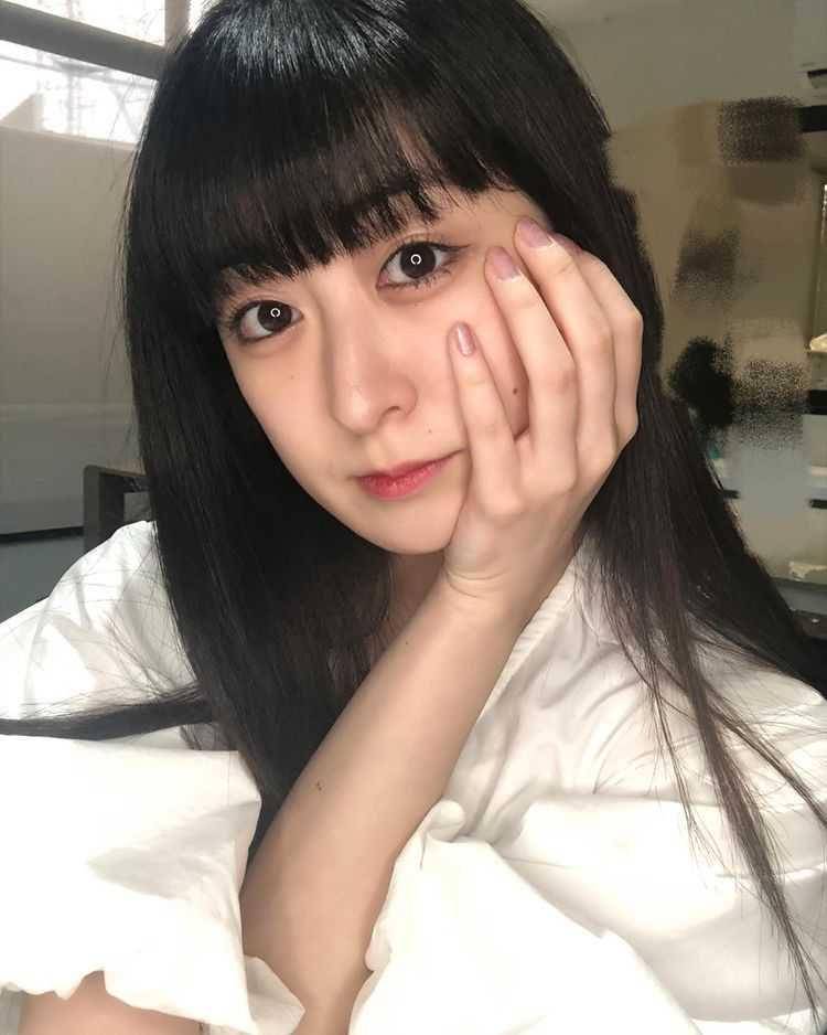 instagram.com/rina.cgm48official