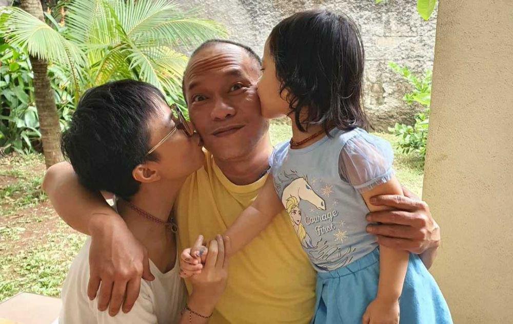 9 Potret Harmonis Rumah Tangga Iwa K di Pernikahan Kedua