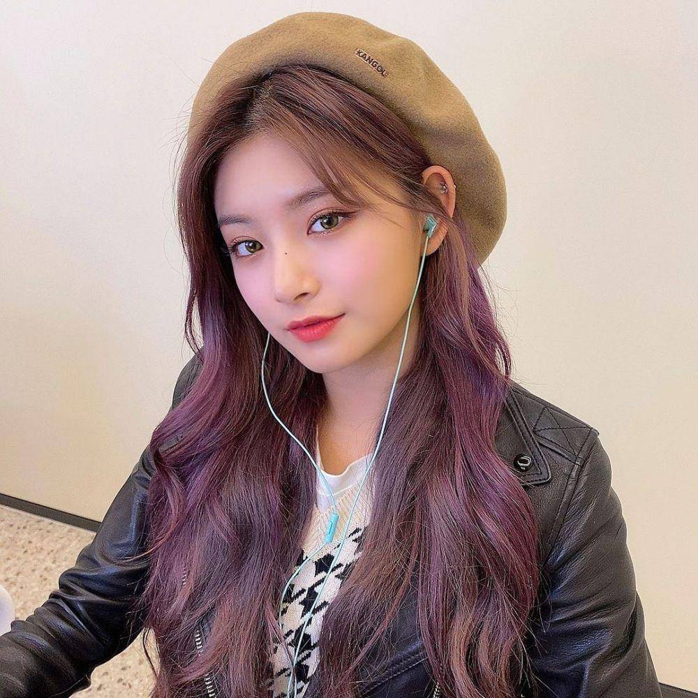 instagram.com/official_everglow