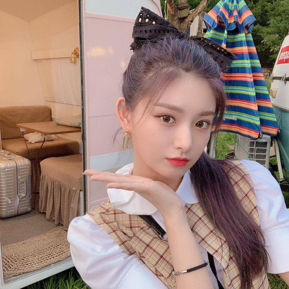 instagram.com/official_everglow