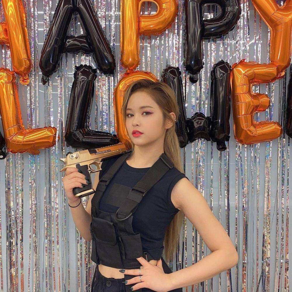 instagram.com/official_everglow