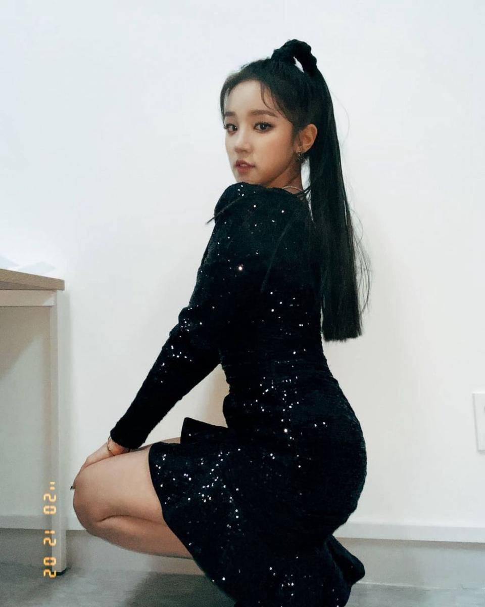 instagram.com/official_g_i_dle