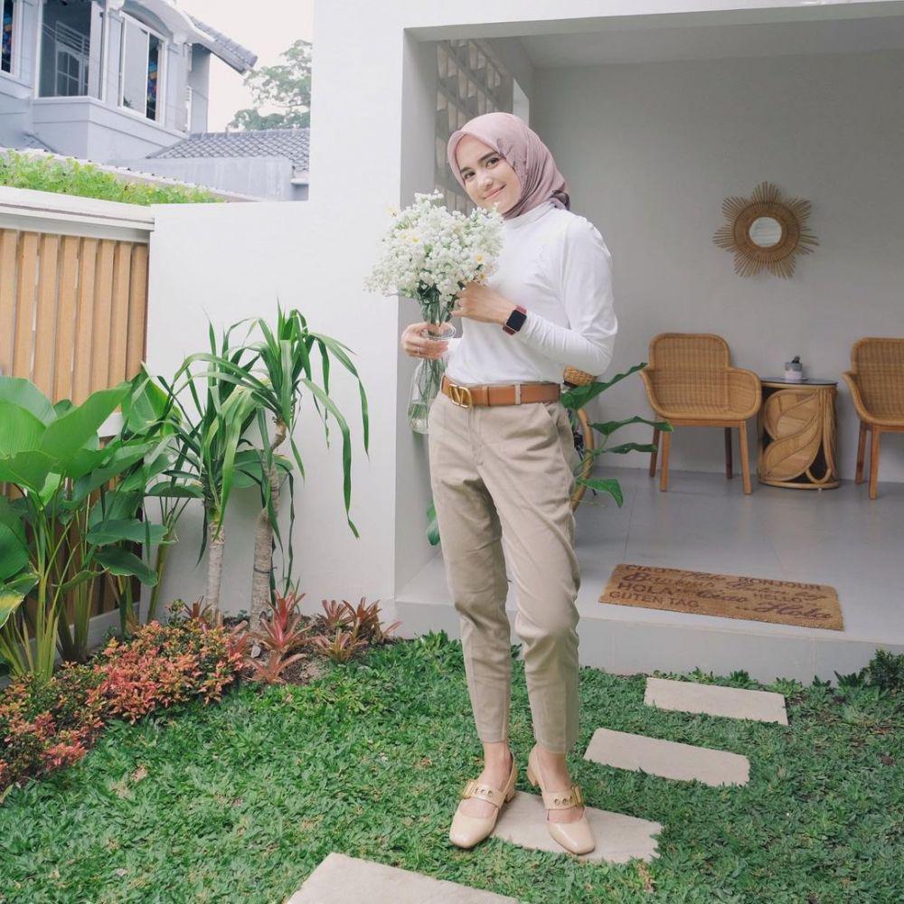 instagram.com/analisa.widyaningrum