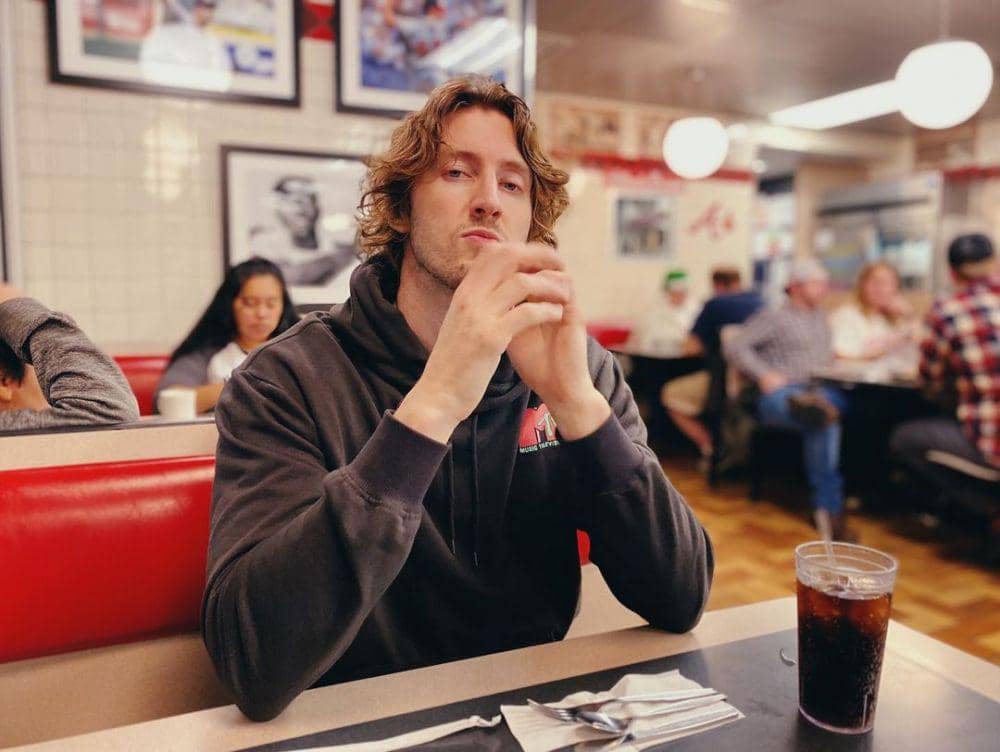 instagram.com/deanlewismusic
