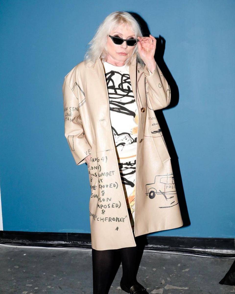 instagram.com/blondieofficial
