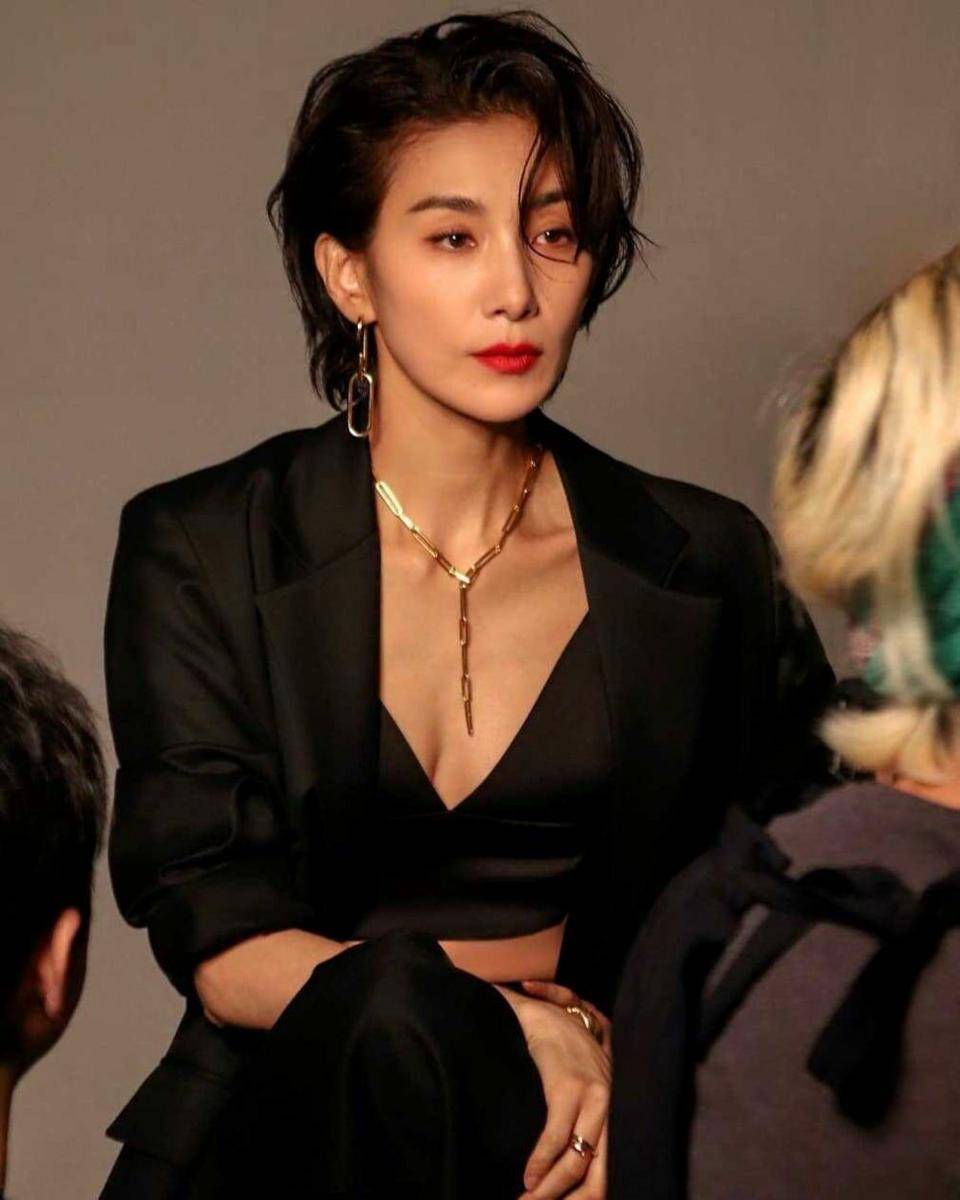 instagram.com/ kim_seohyung