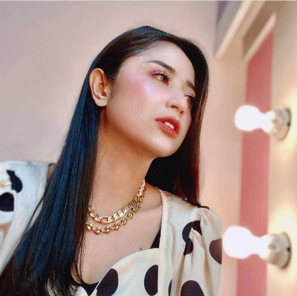 Instagram.com/dewiperssikreal