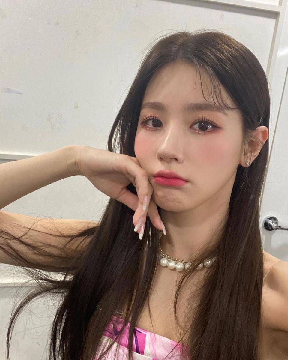 instagram.com/official_g_i_dle