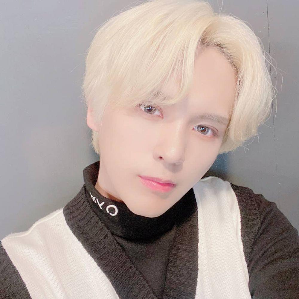 instagram.com/d_crunch_official