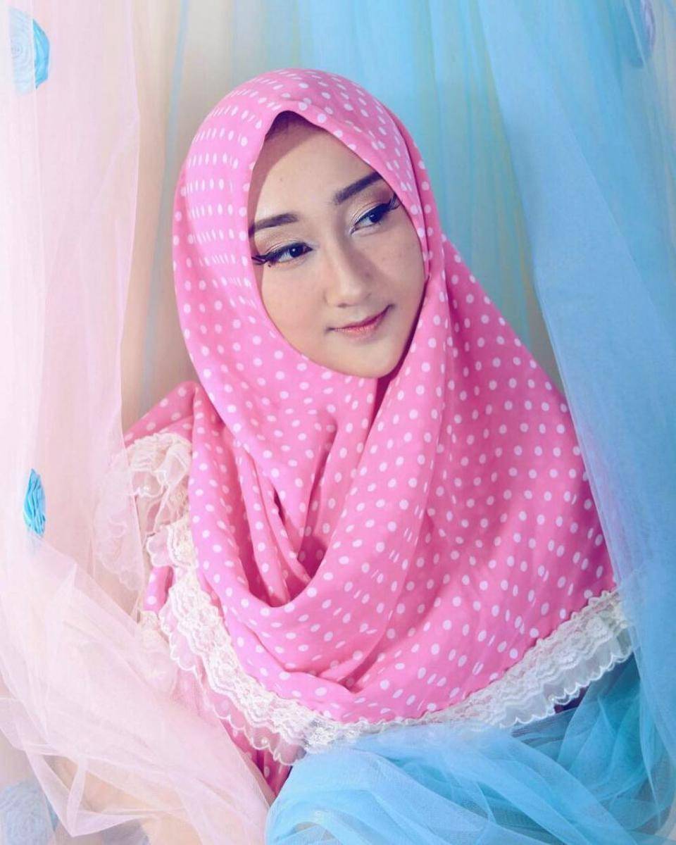 instagram.com/sandrinamazayya