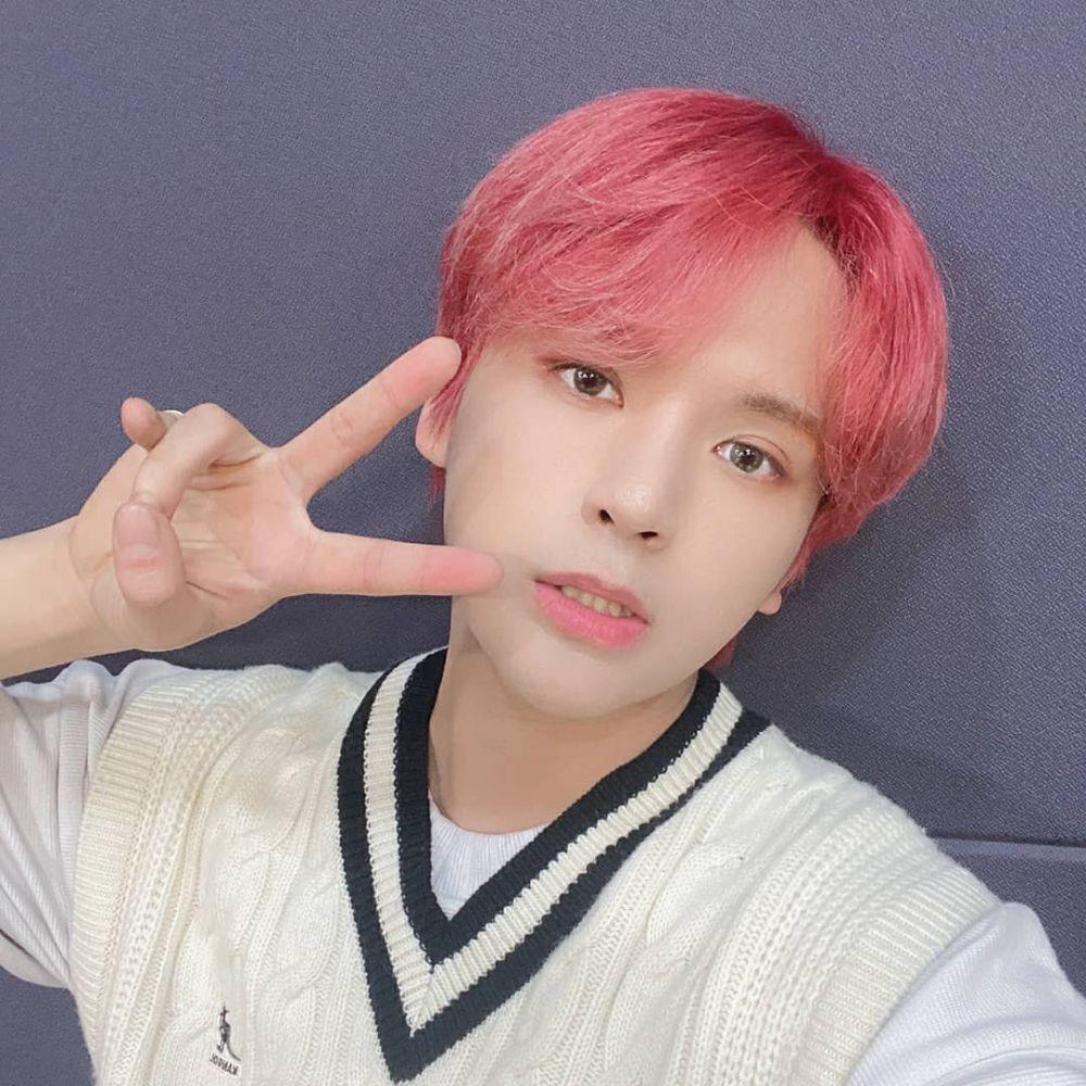 instagram.com/d_crunch_official