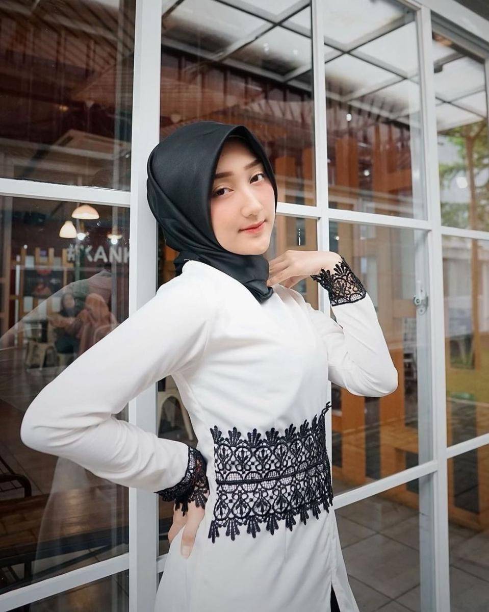 instagram.com/sandrinamazayya