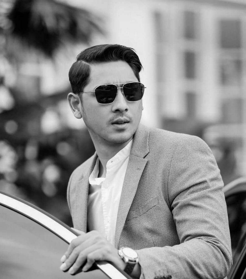 Instagram.com/arya.saloka