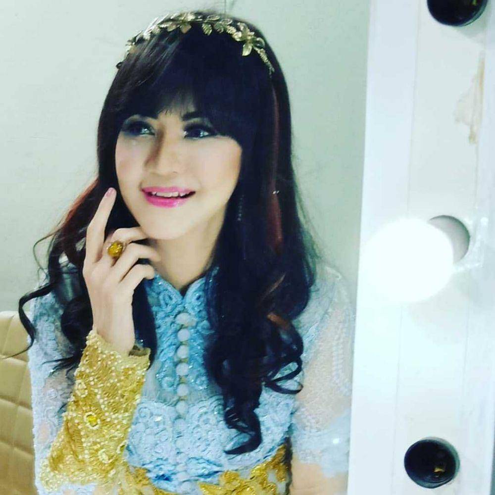instagram.com/itadyahpurnamasari