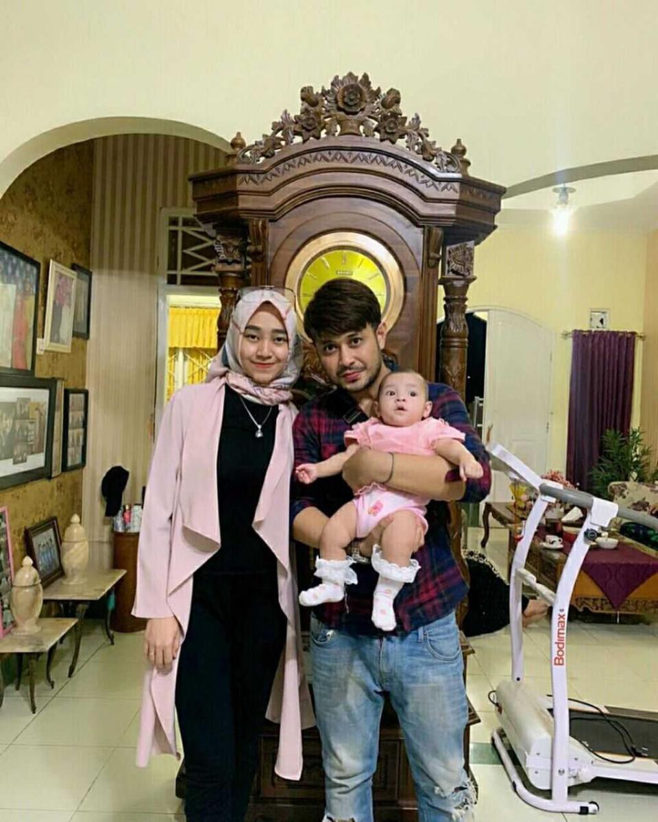 Antagonis di FTV, 10 Potret Meidian Maladi yang Aslinya Family Man