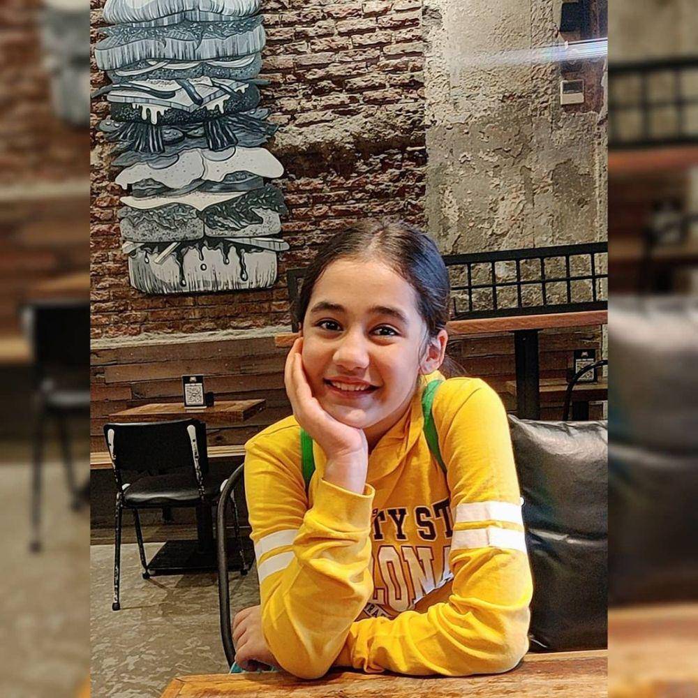 instagram.com/aakritisharma.official