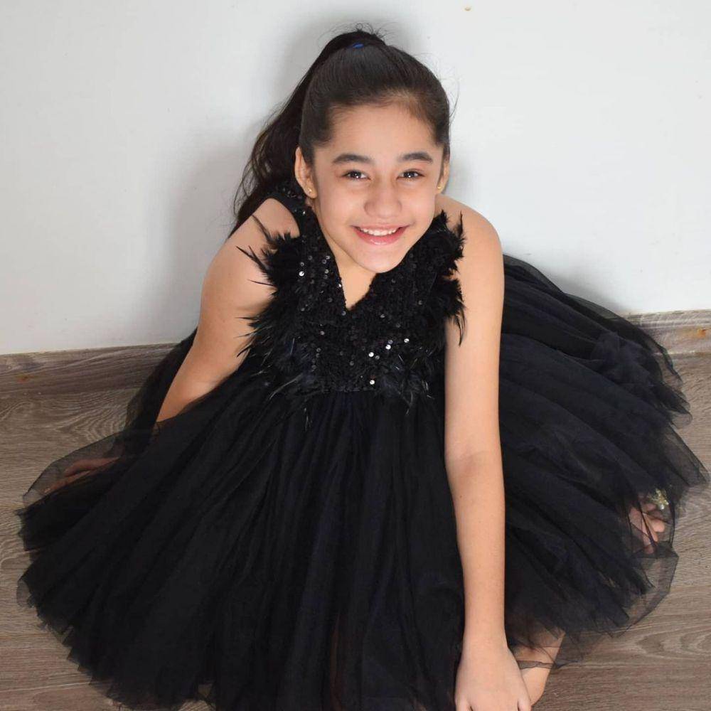 instagram.com/aakritisharma.official