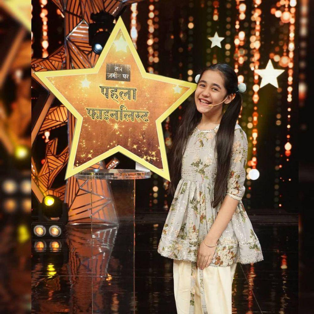 instagram.com/aakritisharma.official