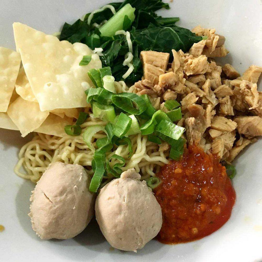 instagram.com/kuliner_sibohay